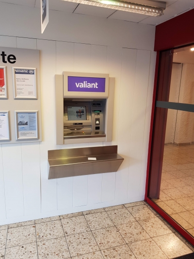 Valiant Bankomat (Haupteingang Migros-Supermarkt; Innen)