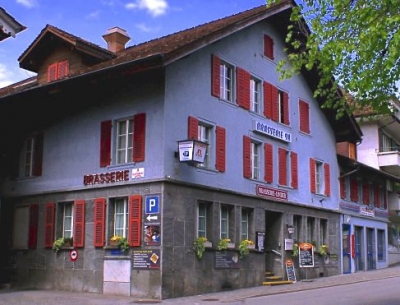 Brasserie - Pizzerante de Francesco / King of Pop Museum