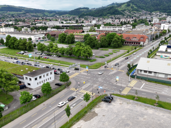 Sperrung Schwäbisstrasse: Massnahmen gegen den Stau und zur Verkürzung der Bauzeit